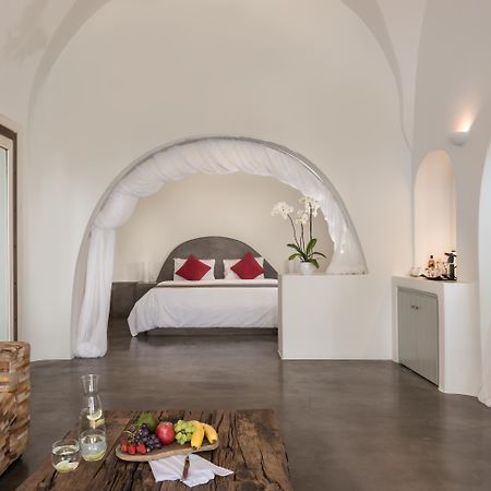 Andronis Luxury Suites Oía Exterior photo